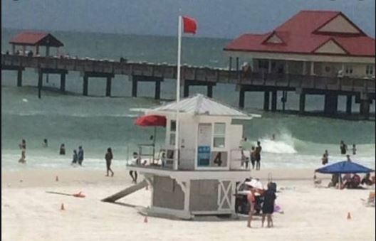 2 Injured From Lightning Strike on Clearwater Beach