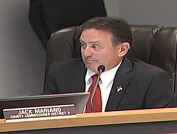 Pasco Commissioners Keep Mask Order in Place After Mariano Motions to Get Rid of It