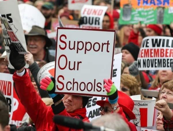 Teachers Unions’ Donations To Democrats Increased Amid Pandemic, School Closures