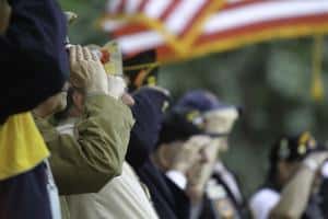 95058 veteran salute 300x200 1