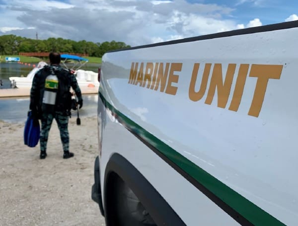 18-Year-Old Man Drowns After Jumping From A Paddleboat At Nathan Benderson Park