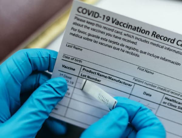 Authorities Confiscate Over 3,000 Fake COVID-19 Vaccination Cards