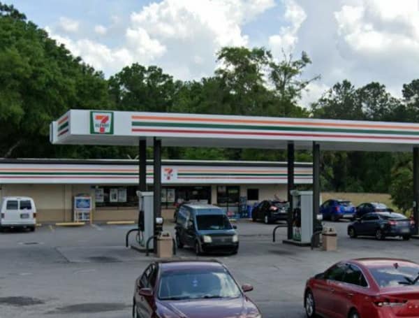 Three Suspects Sought By Deputies After Robbing Brooksville 7-Eleven