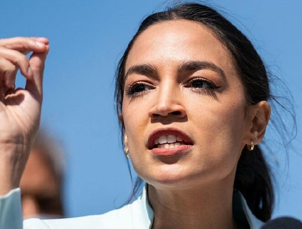 Report: Ocasio-Cortez Escapes NYC Lockdowns For Sunny Florida