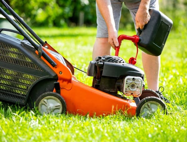 California To Ban Gas-Powered Leaf Blowers, Lawn Mowers