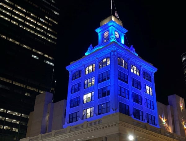 City Of Tampa Lights It Up Blue For Law Enforcement Appreciation Day