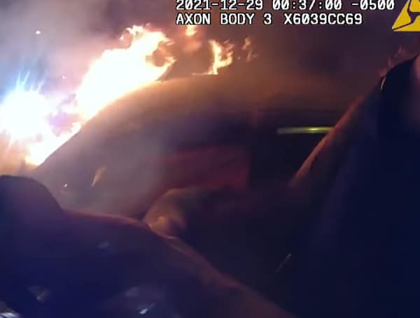 Watch: Pasco Deputies Save Woman From Burning Car