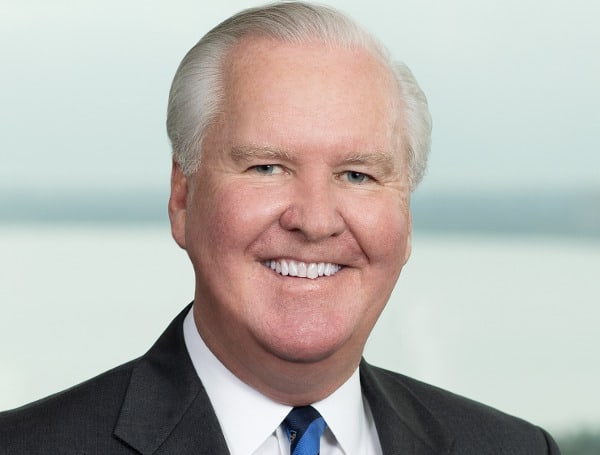 Former Tampa Mayor Bob Buckhorn Joins Shumaker Advisors