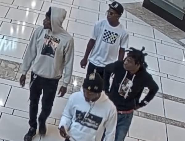 Tampa Police Seeking Four Suspects That Attacked And Robbed Victim At Mall