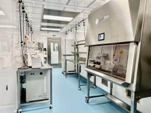 New Mobile Cleanroom Technology for Advanced Therapies