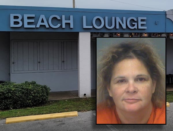 Drunk Florida Lawyer Gets Naked After Being Refused By Bar Manager