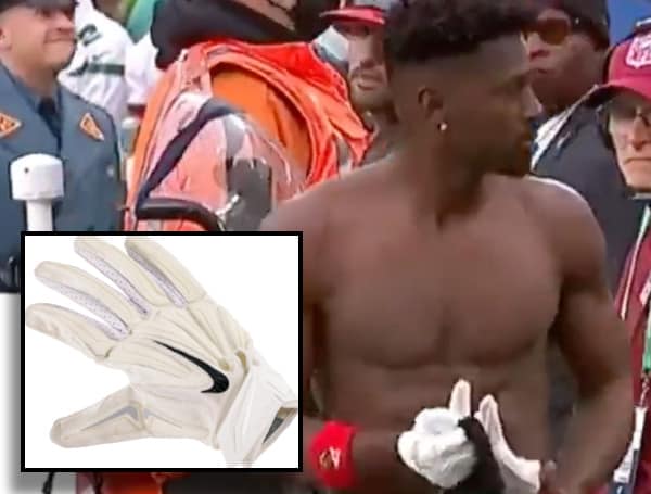 Bidding On Antonio Brown’s Glove Has Topped $3K; Another Seven-Figure Sale For A Brady Card