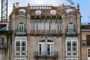 Carlos Dorado acquires a historic building in Galicia