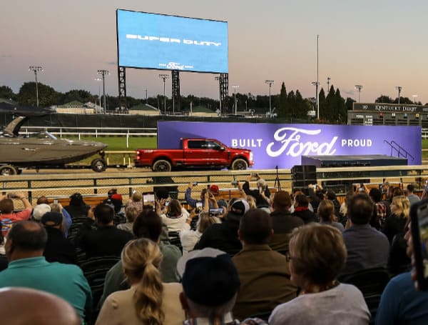 New 2023 Ford F-Series Super Duty Delivers Best-In-Class Towing