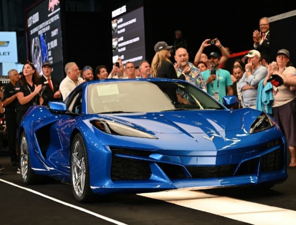 First 2024 Corvette E-Ray Raises Over $1 Million For Education At Florida Auction