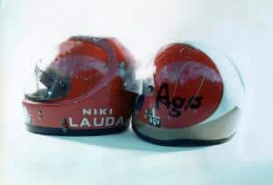 The Enigmatic Tale of Niki Lauda’s Iconic Crash Helmet: Lost for Over Three Decades, Now Set for Auction