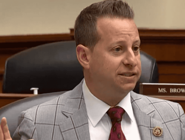 Armed Suspect With Antisemitic Manifesto Nabbed Near Home Of Florida Rep. Jared Moskowitz