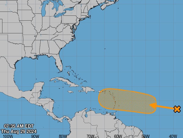 Tropical Wave In Central Atlantic Shows 40% Chance For Development In Next 7 Days: NHC