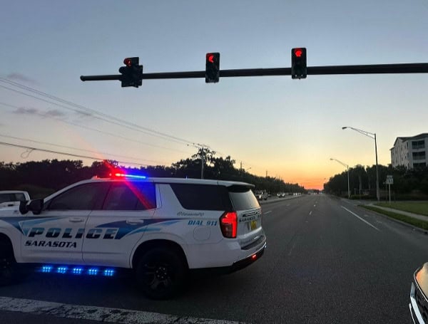 Sarasota Traffic Alert: Crash On Fruitville Rd. Near Cardinal Mooney H.S.