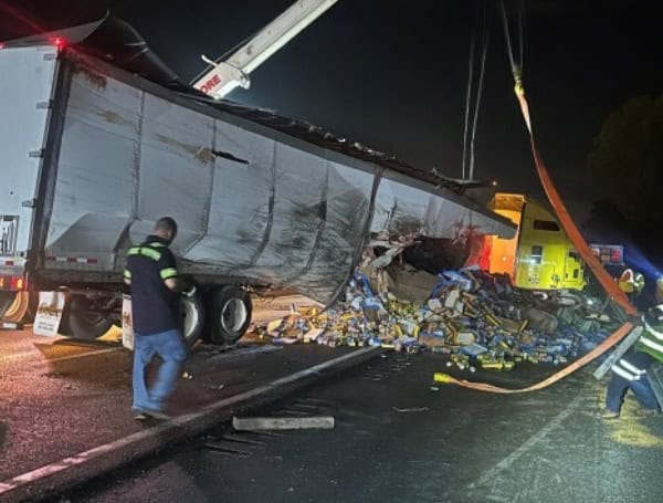 Minnesota Trucker’s Overturned Sausage Truck Snarls Traffic On Florida’s Turnpike